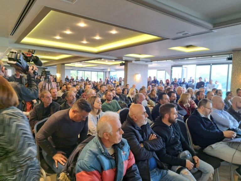 Επ. Αγώνα Ξηρομέρου: Στηρίζουμε τους εργαζόμενους
