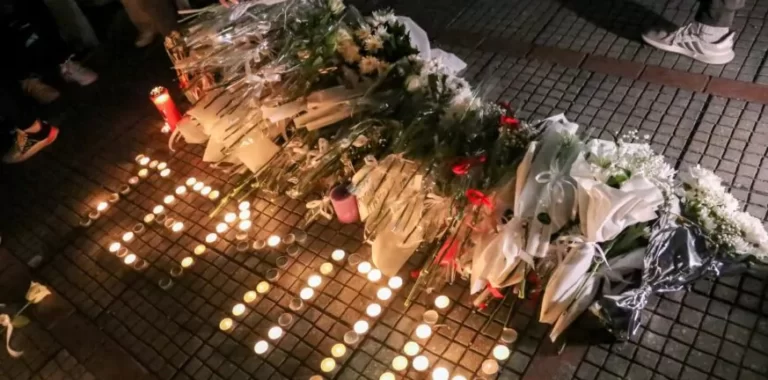 5ο Γυμνάσιο Αγρινίου: «Δε χάθηκαν, ήταν Έρωτες…»