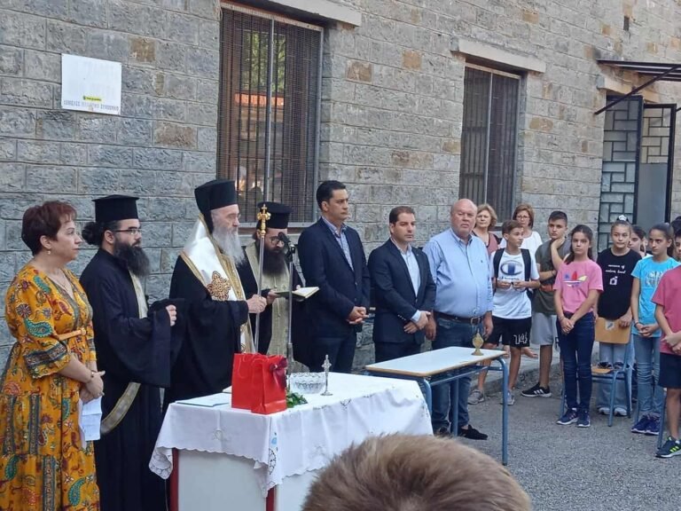 Αγρίνιο 11/9 – Η Δημ. Αρχή στους αγιασμούς των σχολείων