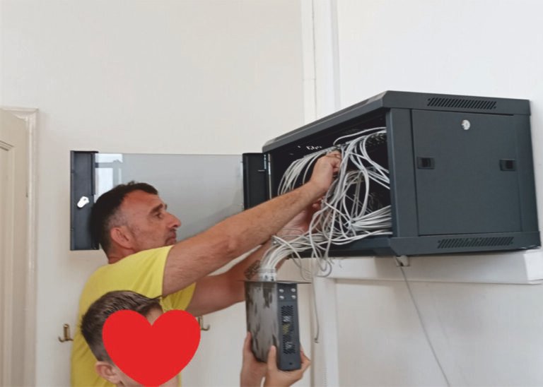 1ο Δημοτικό Σχολείο Θεστιέων – Αλλαγή switch