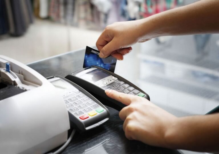 ΕΣΜΕ – Ενημέρωση μελών για POS, QR code και IRIS
