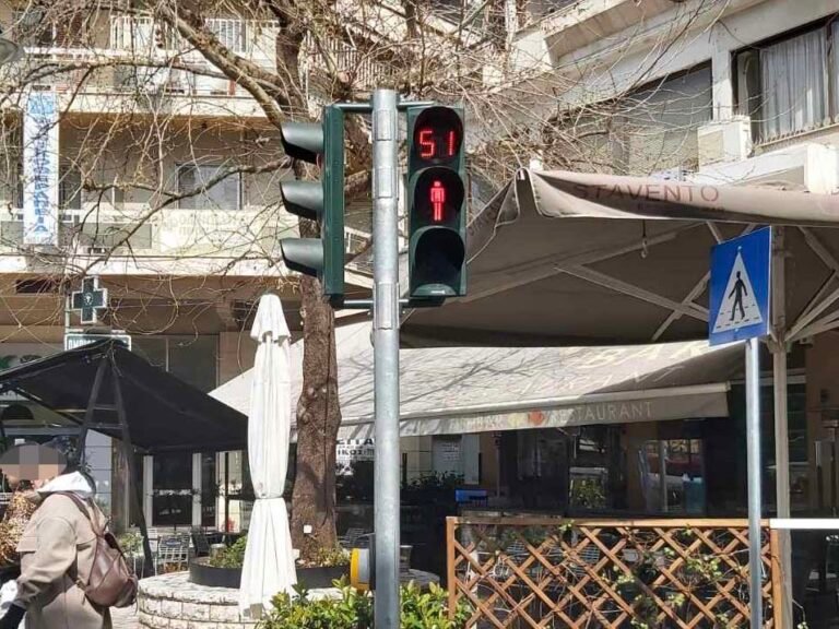 Περιφέρεια: Συντήρηση και αποκατάσταση φαναριών