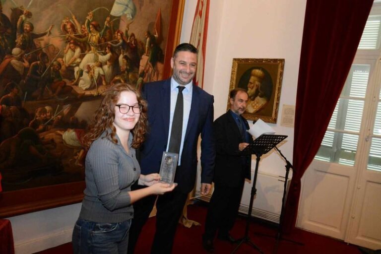 Μεσολόγγι – Βραβεύσεις πρωτευσάντων