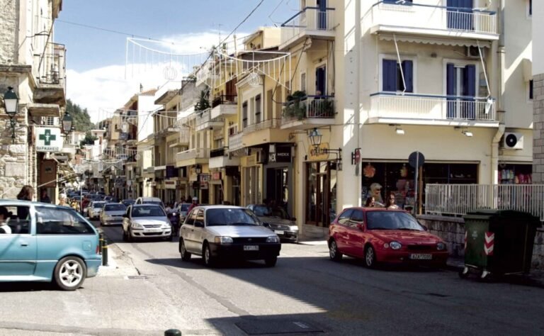 Ναυπακτία – Απαγόρευση παράνομης αφισοκόλλησης