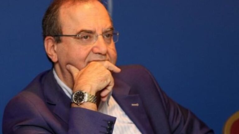 Στρατούλης – «Ελληνική Αριστερά: Όταν το σκοτάδι είναι βαθύ»