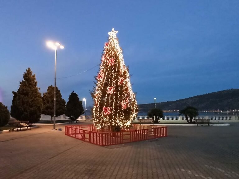 Αμφιλοχίας Δίοδος – «Χριστός Γεννάται. Να τα πούμε»