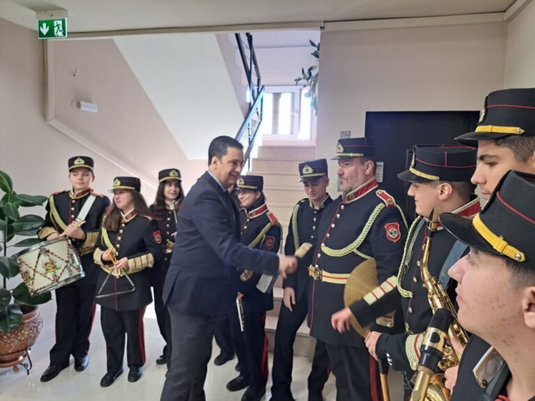 Τα κάλαντα της Πρωτοχρονιάς στον Παπαναστασίου