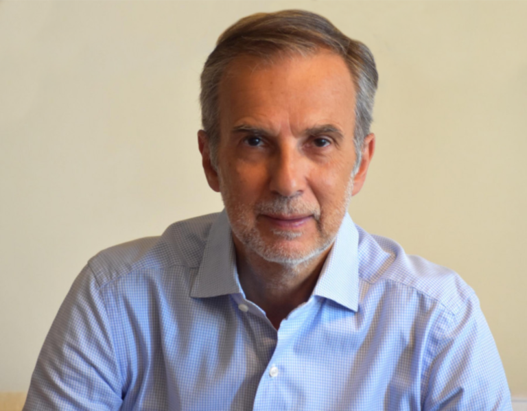 Σωκράτης Κωστίκογλου: «Αποχωρώ»