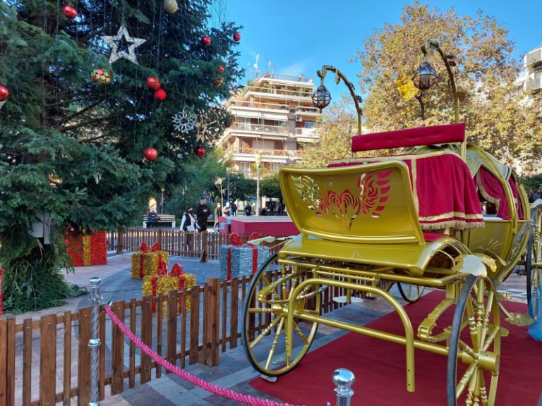 Η ολόχρυση άμαξα για τον Κωνσταντίνο και τον Δημήτρη