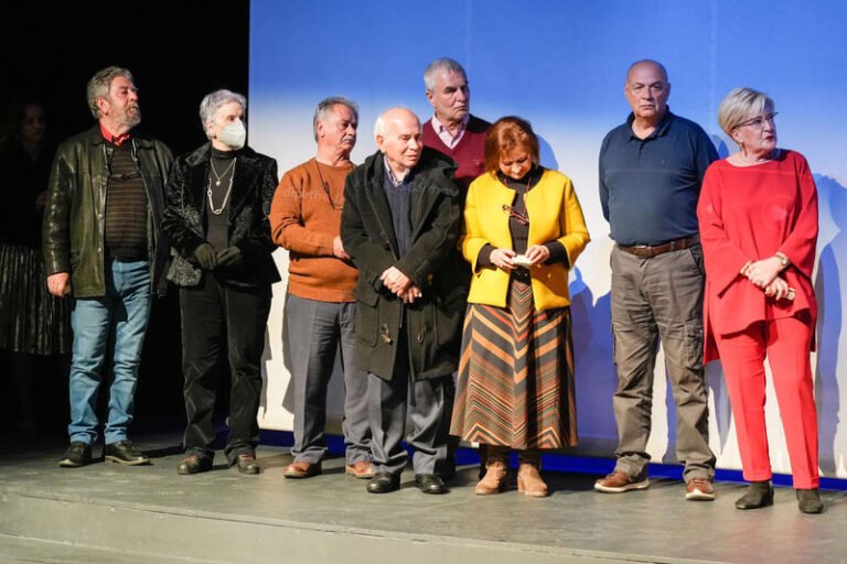 «Όταν άνοιξε η αυλαία…» του Χρήστου Μαγκλίνη