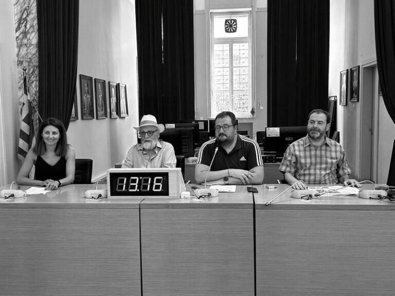 Ανυπότακτο Αγρίνιο: «Κοπτοράπτες και κλητήρες της δημοκρατίας»