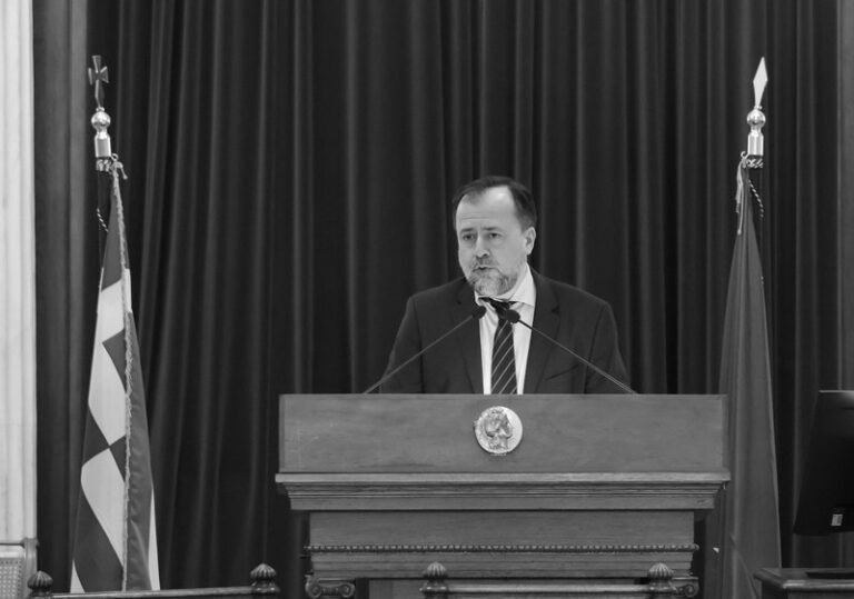 Ο Στ. Μπλέτσας σε συνάντηση εργασίας στην Ακαδημία Αθηνών