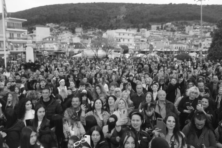 Πλήθος κόσμου στο Καρναβάλι του Δήμου Αμφιλοχίας
