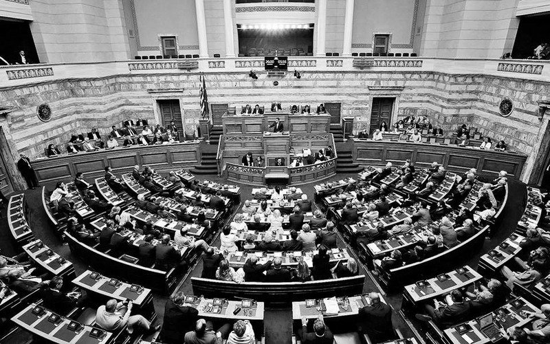 Ολοκληρώνεται στη Βουλή η συζήτηση για τα ιδιωτικά Πανεπιστήμια