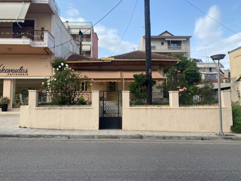 Χρ. Μποκόρος: Ξετυλίγονταν κουβάρι φευγάτες στιγμές…