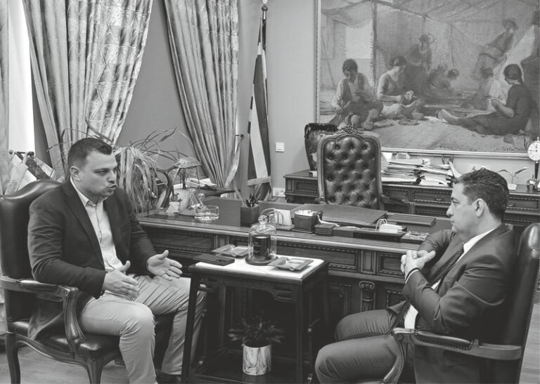 Ο Παπαναστασίου συναντήθηκε με τον Πέτρο Μπελέρη