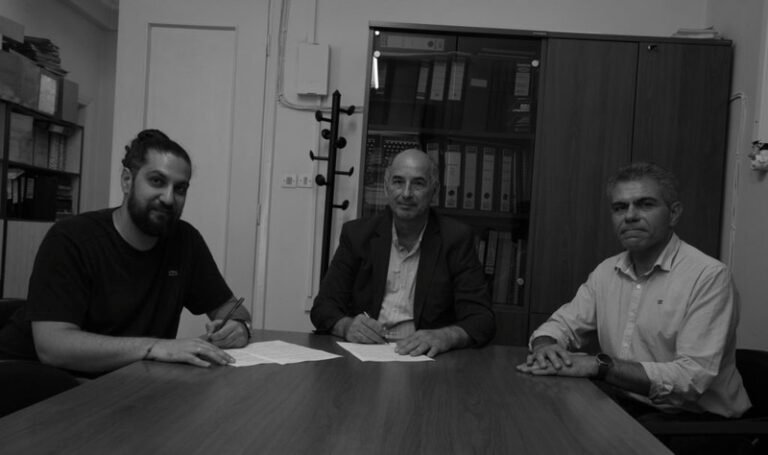 Σύμβαση εγκατάστασης μονάδας ταχυδιύλισης στην Σκουτερά