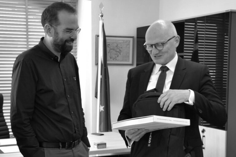 Συνάντηση Φαρμάκη με Γερμανό Πρέσβη