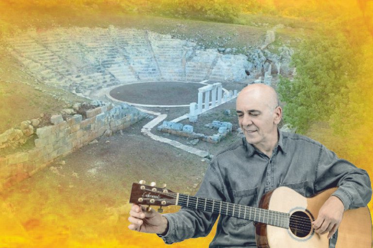 Αρχαίο Θέατρο Οινιαδών – Ορφέας Περίδης