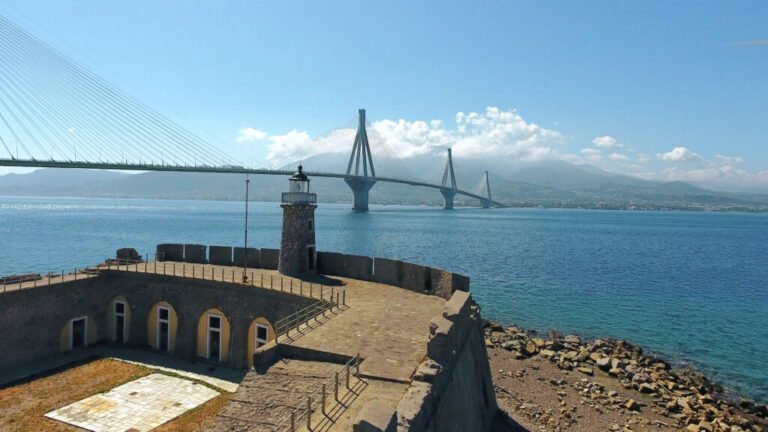 Δήμος Ναυπακτίας – Ξενάγηση στον Φάρο του Αντιρρίου