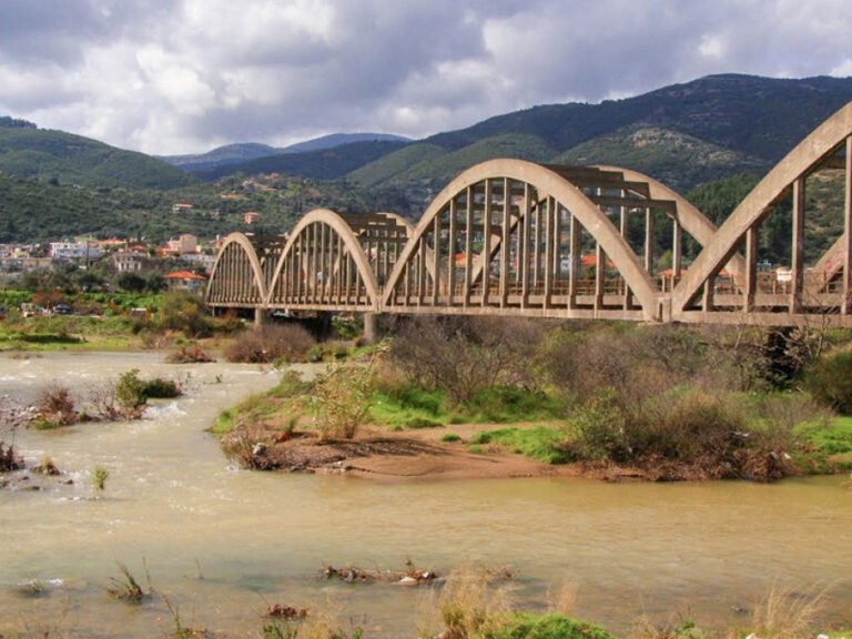 Συνεργασία για την αποκατάσταση της Γέφυρας του Μόρνου