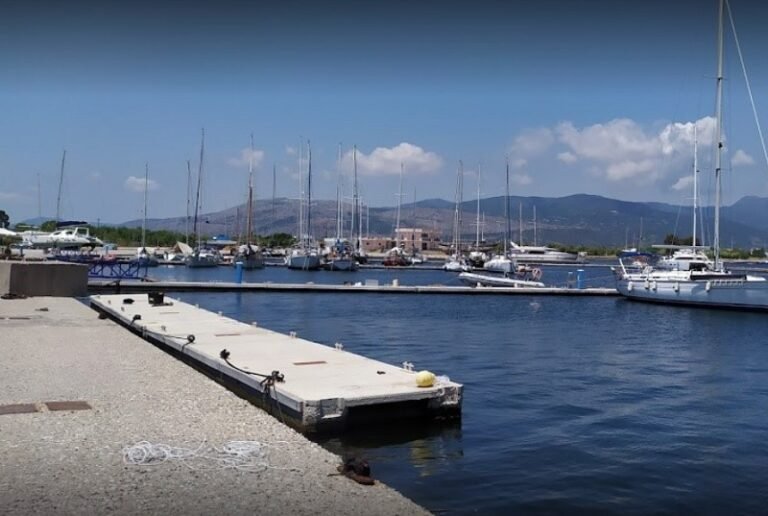 Χωρίς φως το λιμάνι Μεσολογγίου – Διαμαντόπουλος: «Ζητώ συγγνώμη…»