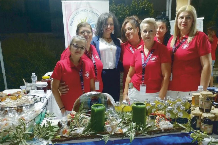 3α Γυναικεία Πολιτιστικά Γεφυρώματα στο Καρπενήσι