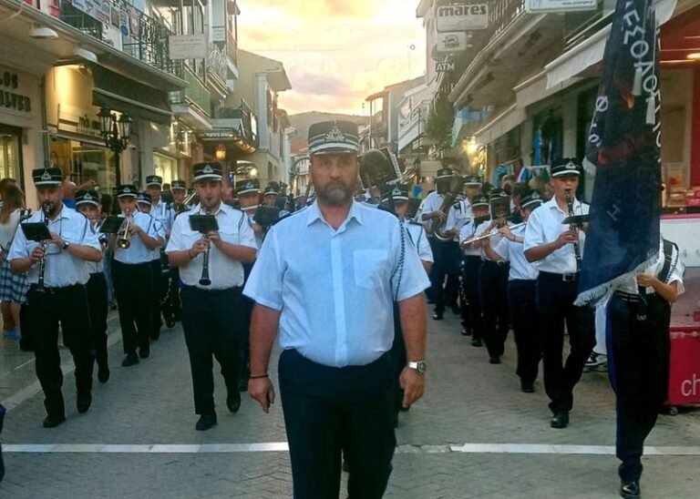 Η Δημοτική Φιλαρμονική Μεσολογγίου στη Λευκάδα