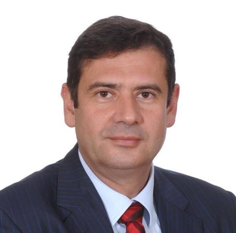 Απρεπής συμπεριφορά Αντιδημάρχου | Νταήδες και τσαμπουκάδες