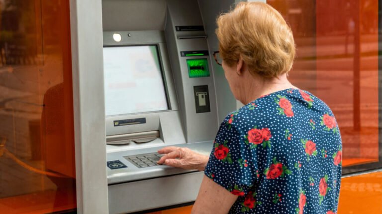 Σήμερα | Καταβολή αναδρομικών σε 23.000 συνταξιούχους