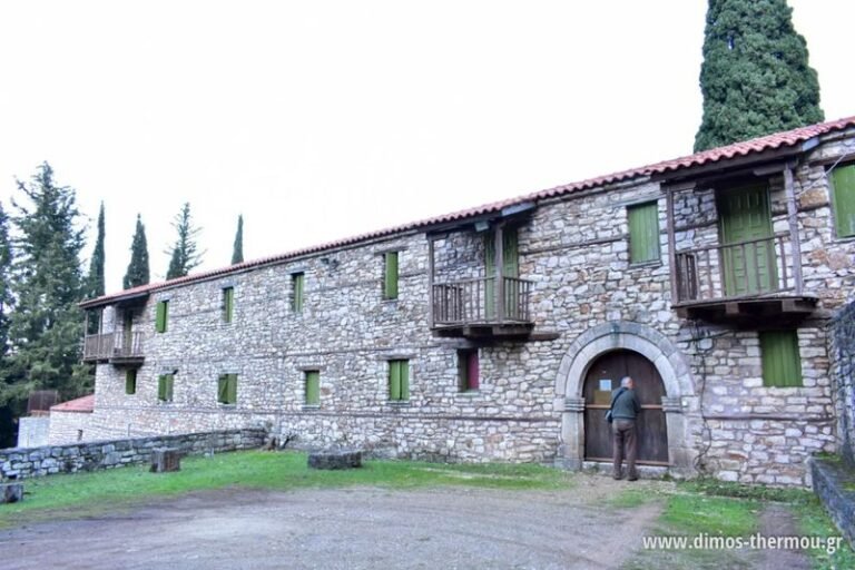 Ἐν Ἀγρινίῳ τῇ 30 Δεκεμβρίου |  1925: Έγκριση προσφοράς των Παπαστραταίων για την ύδρευση Αγρινίου