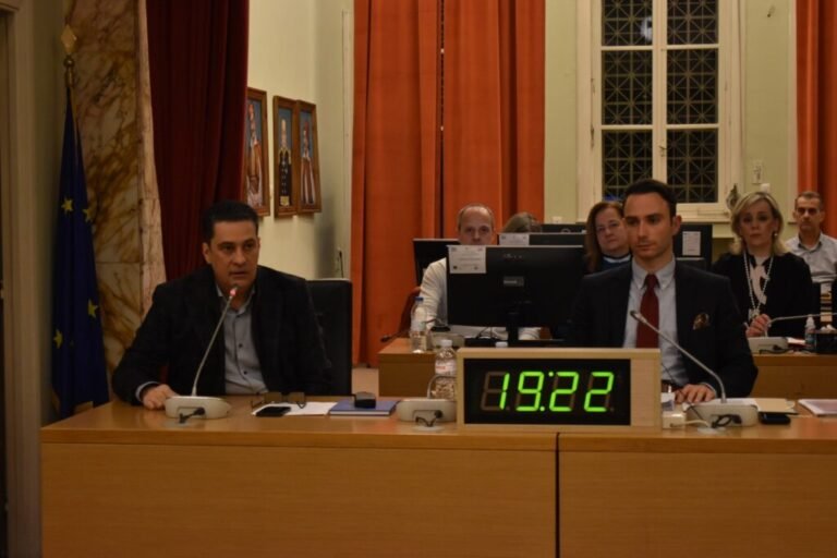 Δημοτικό Συμβούλιο Αγρινίου Δύο διαδοχικές συνεδριάσεις