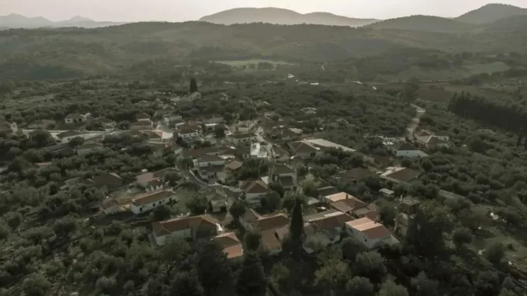 Στρογγυλοβούνι | Μια βλαχόφωνη – Ριμένικη κοινότητα