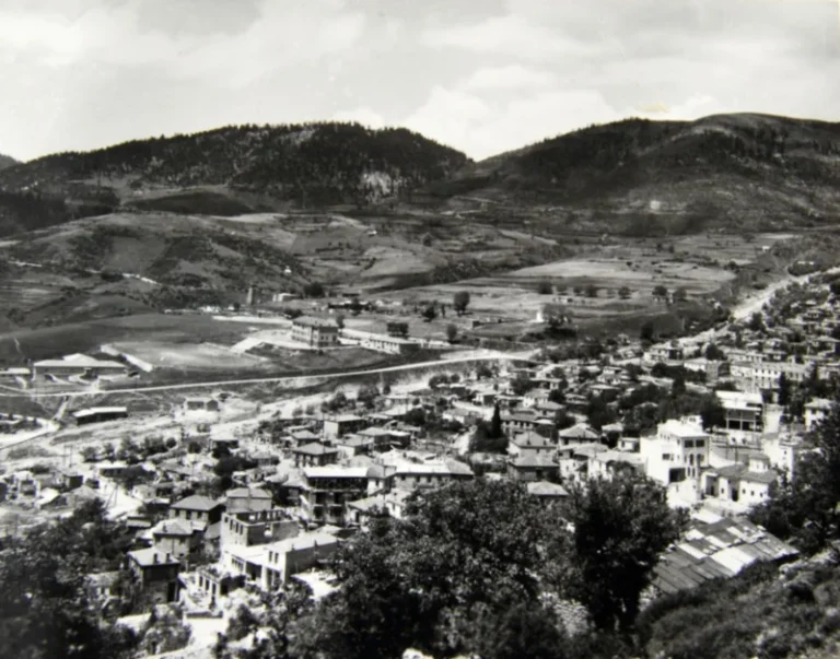 Ἐν Ἀγρινίῳ τῇ 6ῃ Ιανουαρίου | 1947: Αιτωλοακαρνάνες ΜΑΥδες στο Καρπενήσι