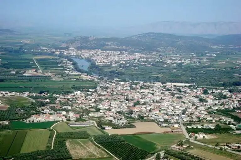 Οινιαδών Ανάπτυξις | Ονοματολογικά