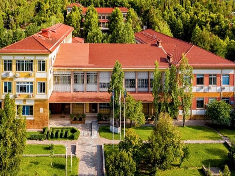 Mαζικές διαγραφές φοιτητών