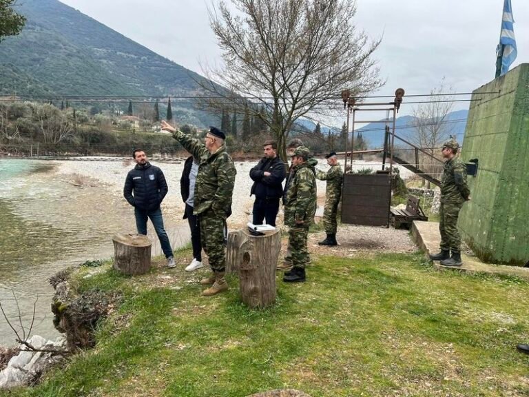 Δήμος Θέρμου | Τοποθέτηση γέφυρας στην Κάτω Δοσούλα