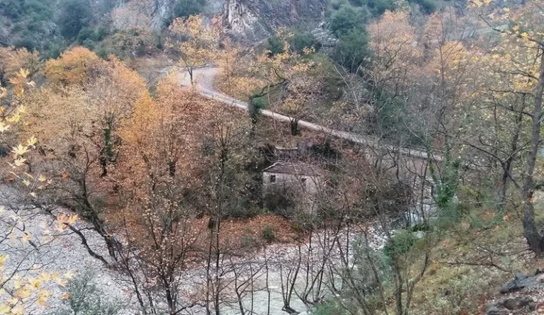 Το πέτρινο γεφύρι του Γιδομανδρίτη