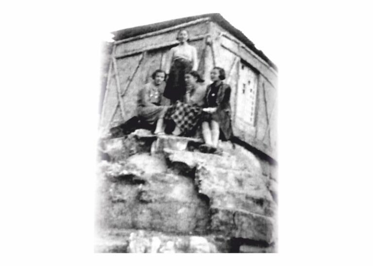 «Αρχίζει η Άνοιξη και ουδεμία αηδών ακούεται»