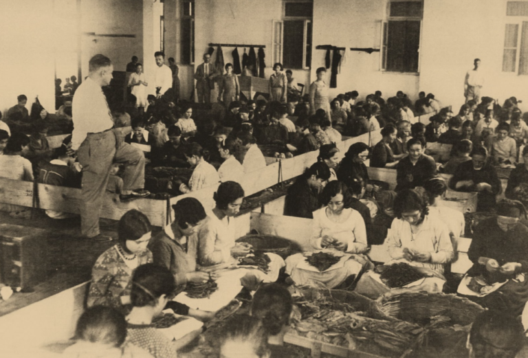 Ἐν Ἀγρινίῳ τῇ 11ῃ Απριλίου | 1920: Συμφωνία καπνεμπόρων – καπνεργατών