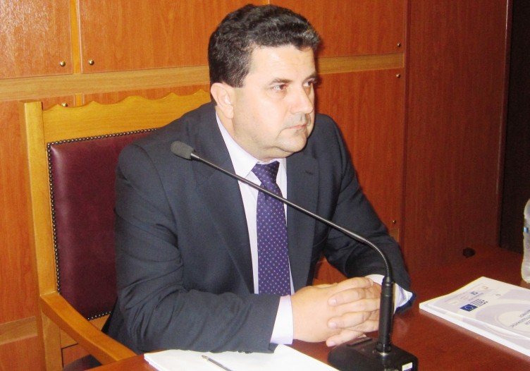 Δημοτικό Συμβούλιο Θέρμου | Στο στόχαστρο η Αυτοδιοίκηση