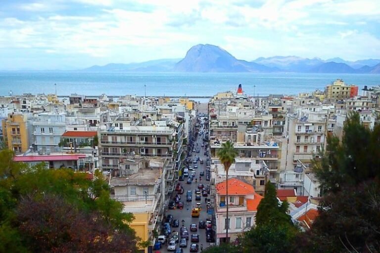 «Μαζί Αλλάζουμε» | Στην Πάτρα αποκτήσαμε και…φιλανθρωπικούς μεσάζοντες