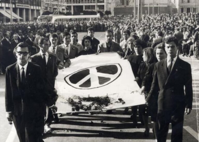 27 Μαΐου | Μνήμη χρονολογίου