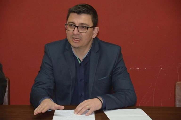 Γιάννης Τριανταφυλλάκης | «Aυτές οι εξετάσεις είναι μόνο ένα βήμα στην πορεία σας»