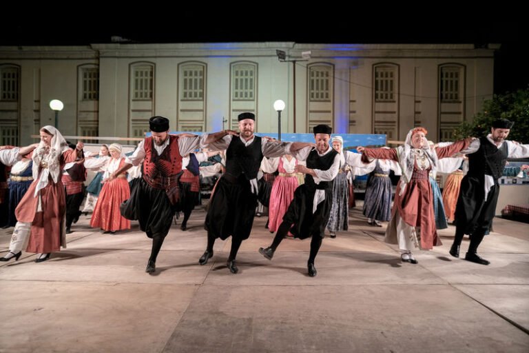Αγρίνιο – Τελετή λήξης για το Λαογραφικό της ΓΕΑ