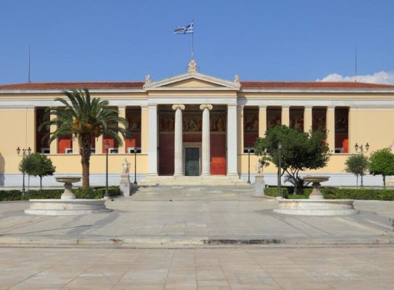Έγινε 2 Ιουλίου στον κόσμο
