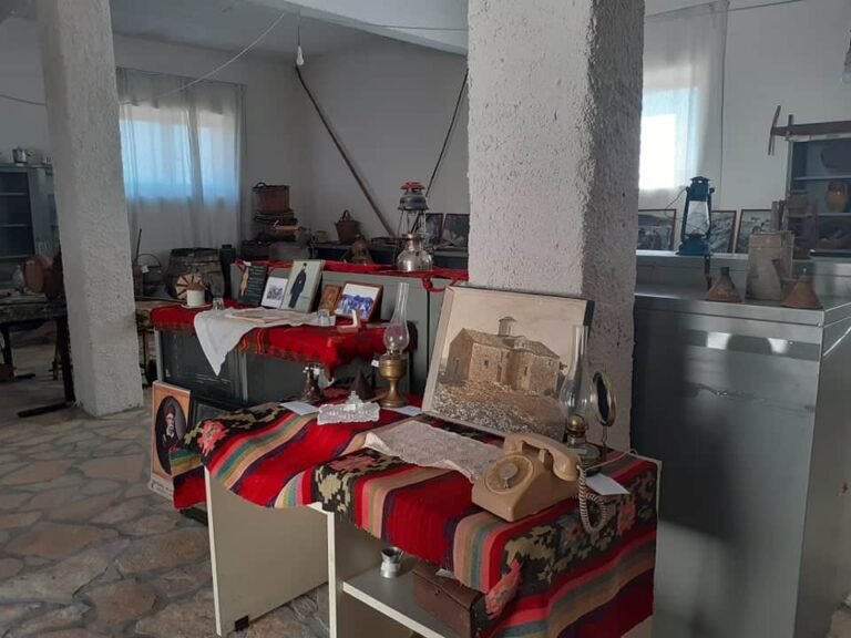 Μπαμπίνη | Έκθεση Τέχνης και Λαογραφίας