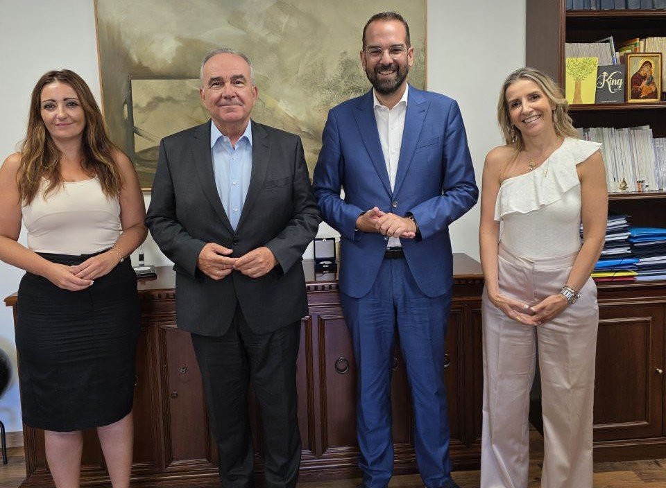 Περιφέρεια | Αγώνας με τον χρόνο για τις πυρόπληκτες περιοχές