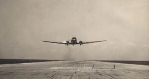 Ἐν Ἀγρινίῳ τῇ 25ῃ Σεπτεμβρίου 1950: αεροπορικό δρομολόγιο Αθήνα – Αγρίνιο