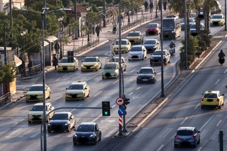 Ηλεκτρονικό σαφάρι για ανασφάλιστα αυτοκίνητα